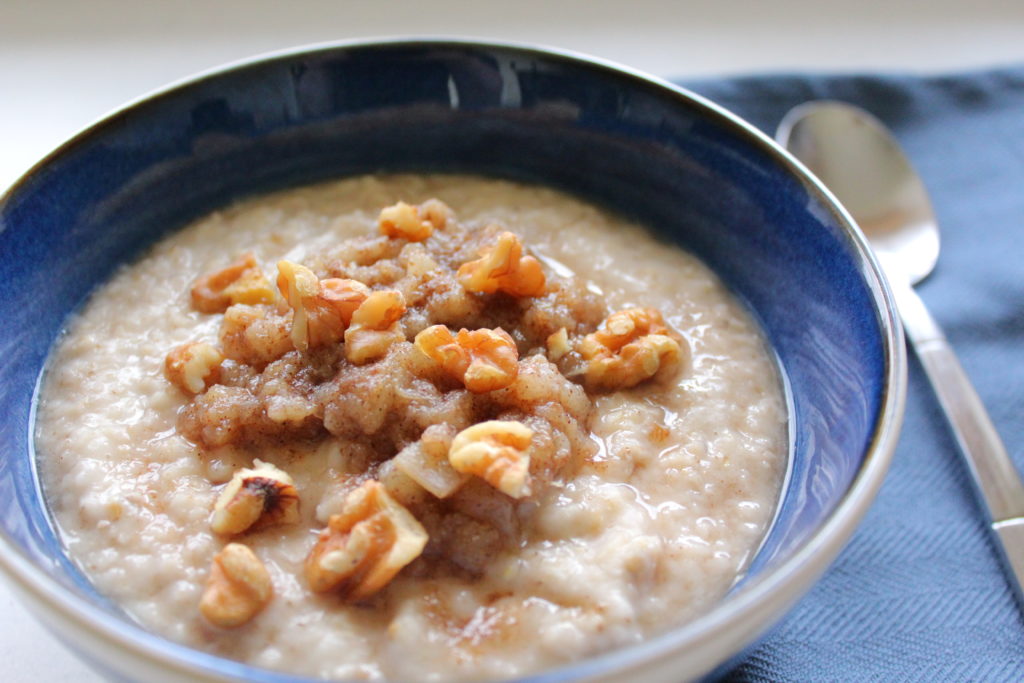 Poached pear and walnut porridge - The Lifestyle Circle - Acne diet recipes